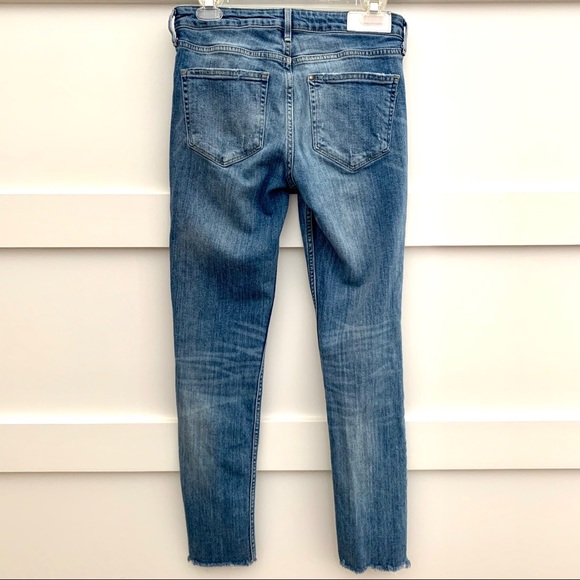 H&M Medium Wash Skinny Ankle Jeans with Frayed Hem - Picture 5 of 7